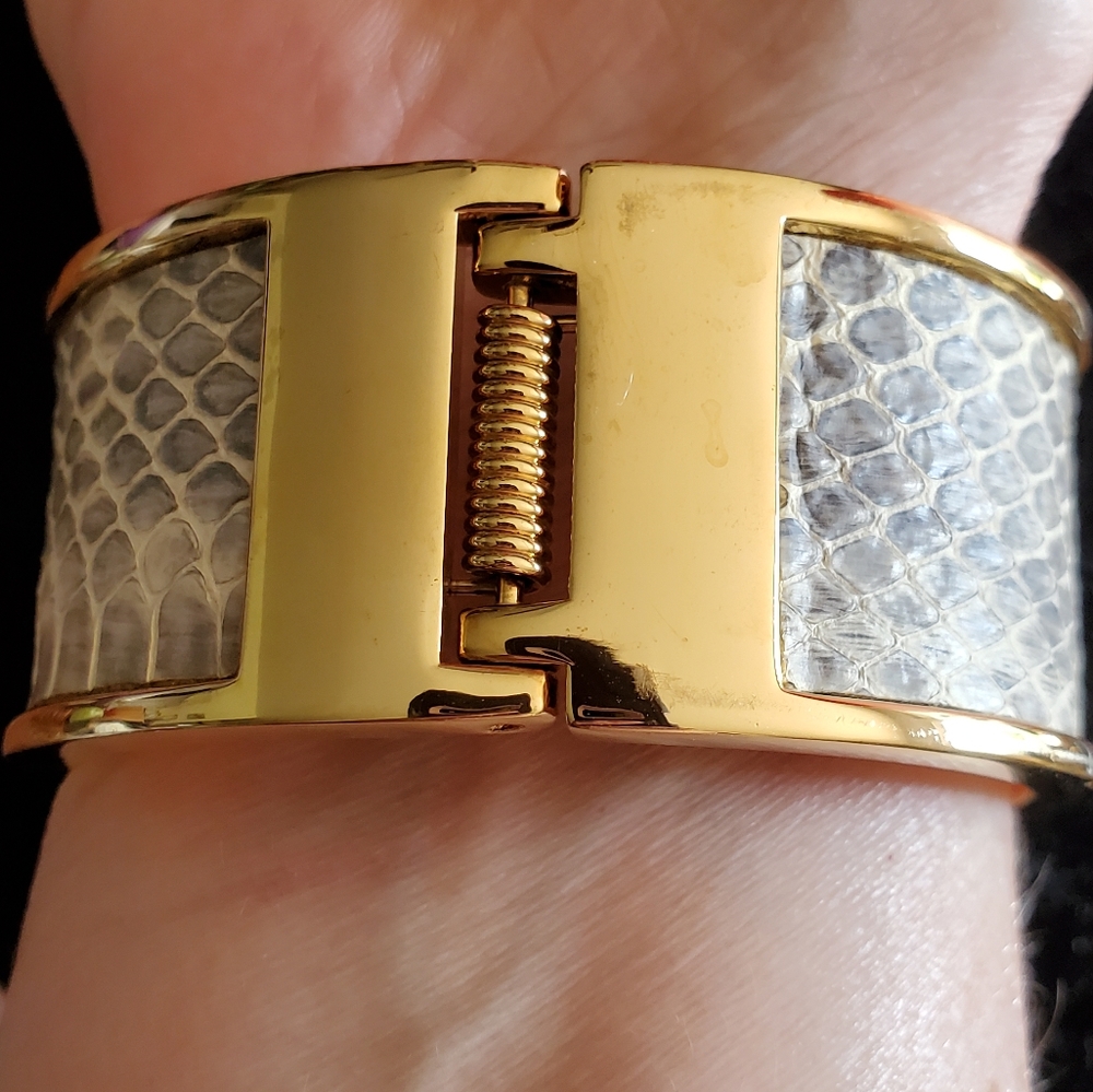 Stella and Dot Bello leather snakeskin bracelet - Picture 3 of 13